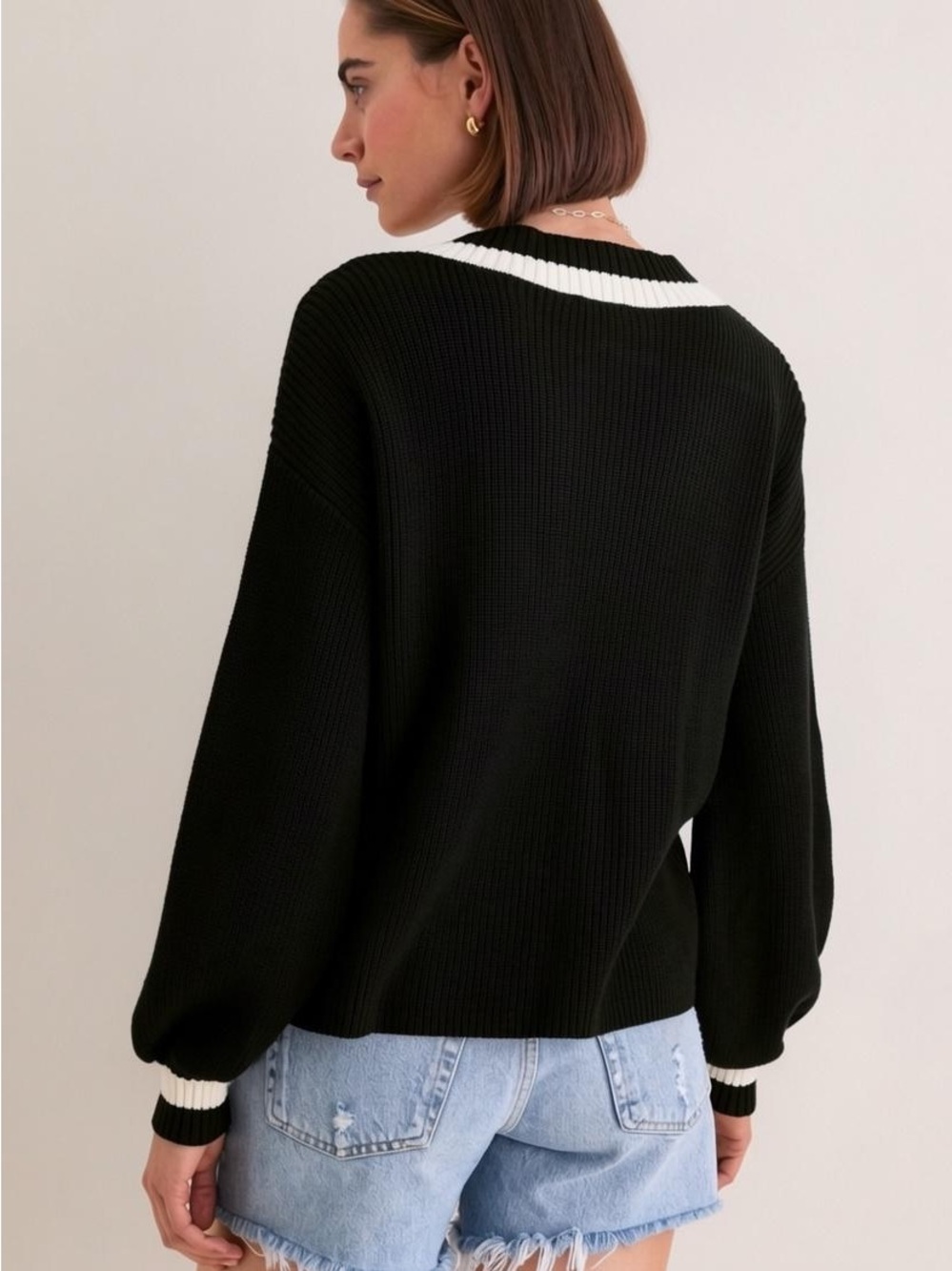 NWT Tuckernuck Black Cream Striped Ashe V neck Sweater Sz L - Picture 4 of 16